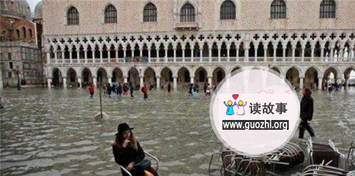 威尼斯80%被淹 城市受损随时有被淹没的可能