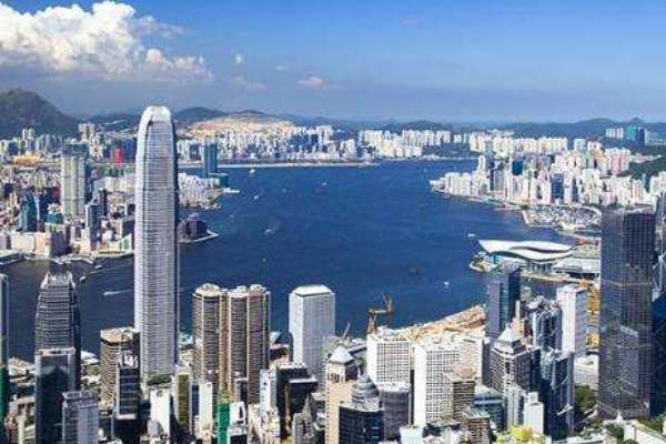 中国最美十大海滨城市 三亚稳居第一，山东上榜的城市最多