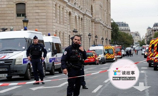 巴黎袭警事件 肇事者居然是警察总部工作人员