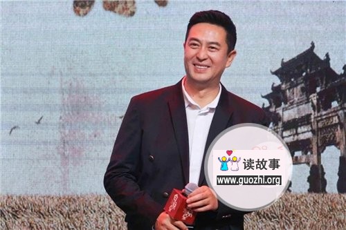 张嘉译个人资料 曾获得两次白玉兰最佳男演员奖