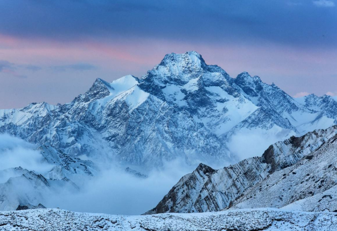 全球十大名山排行榜 珠峰仅列第八，第一位喜马拉雅山