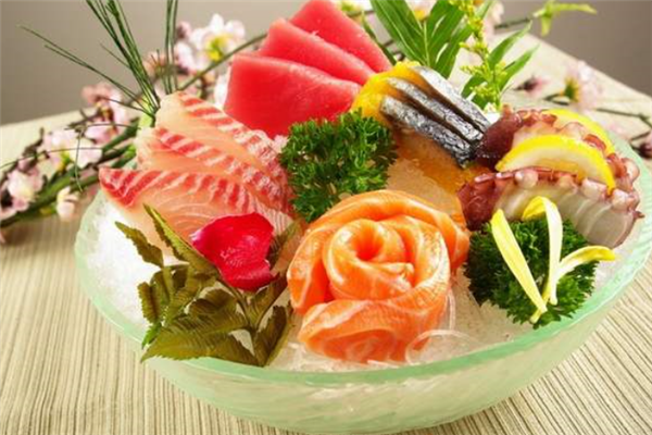 日本十大名菜排行：第五是章鱼小丸子，第二价格非常昂贵