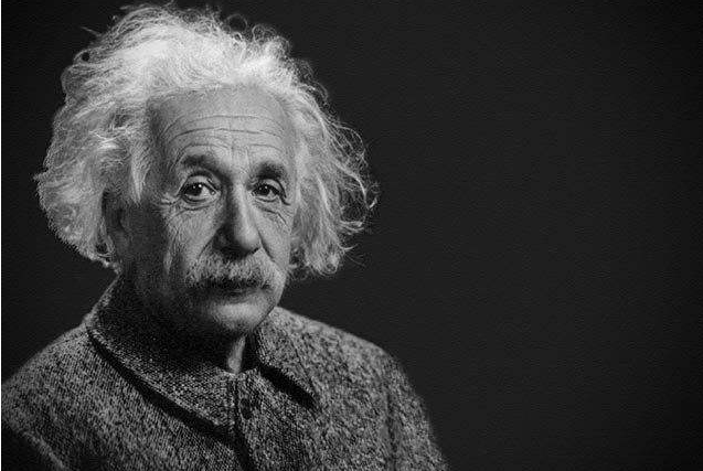世界三大天才排行榜 第一名为神一般的存在，爱因斯坦才第三